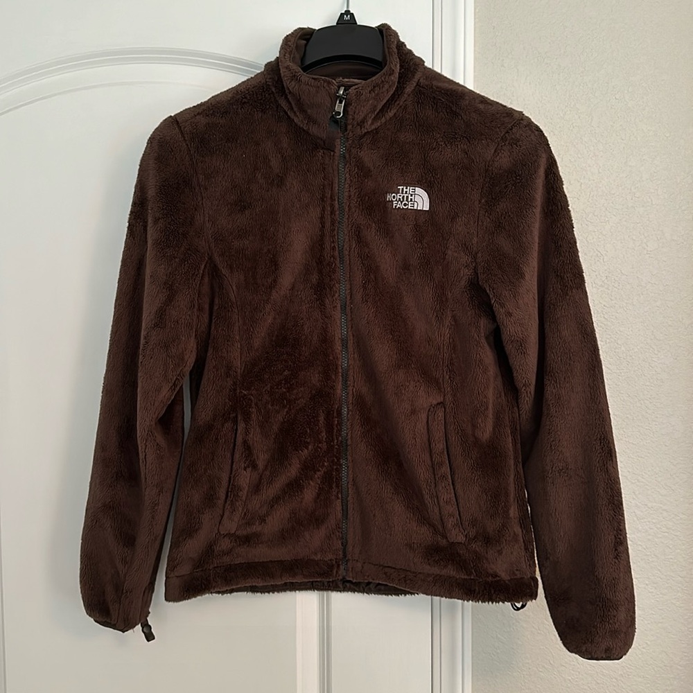 Women’s brown full zip North Face jacket